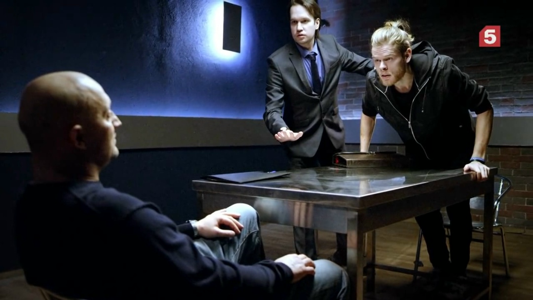 The Last Cop. Role: Lawyer